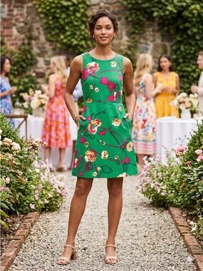 J. Crew "Garden Party" Kelly Green Floral Shift Dress with Pockets Size 2